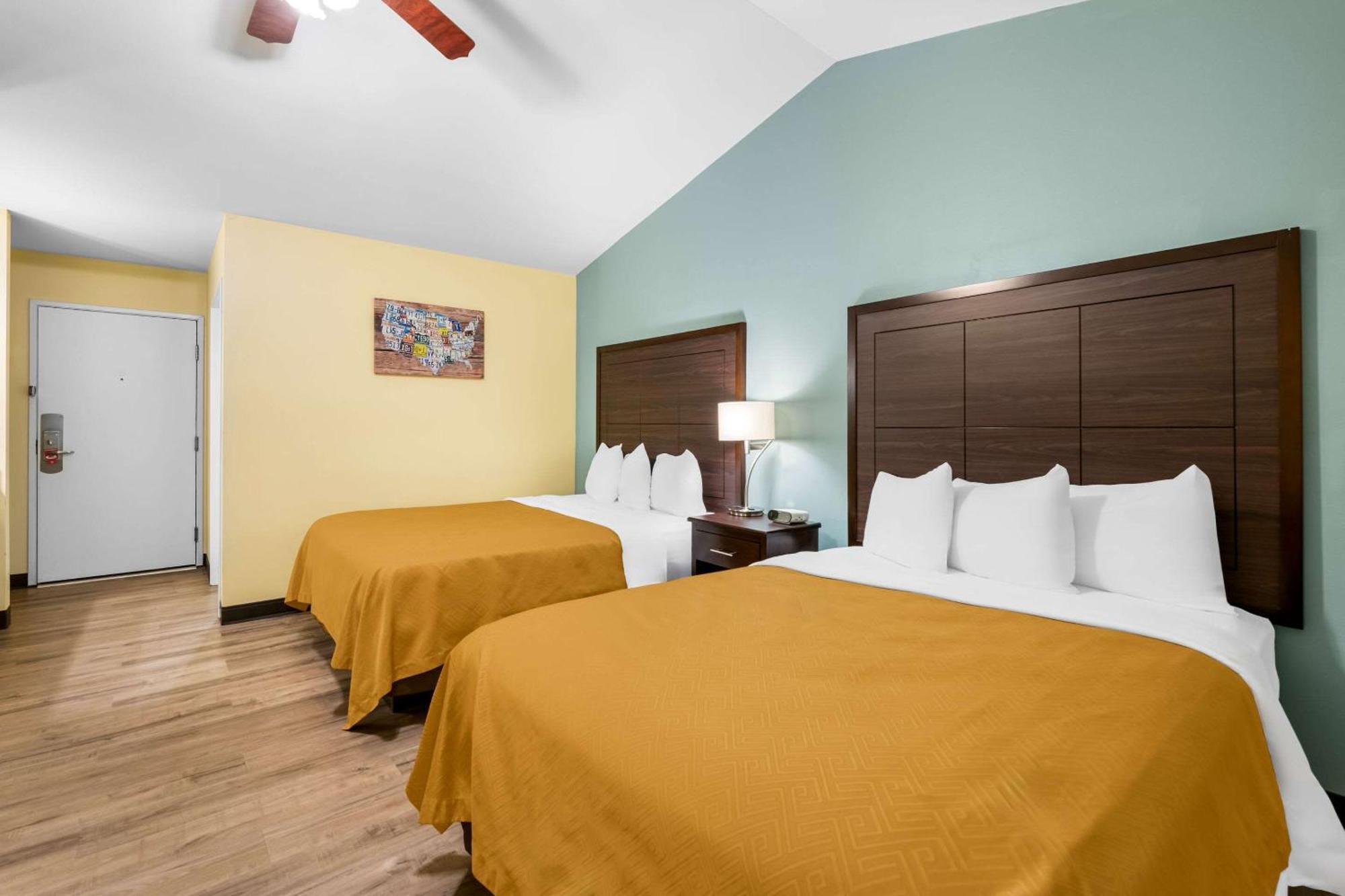 Econo Lodge Inn & Suites Eau Claire Ngoại thất bức ảnh