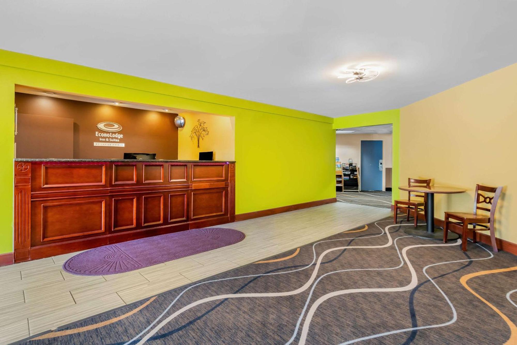 Econo Lodge Inn & Suites Eau Claire Ngoại thất bức ảnh