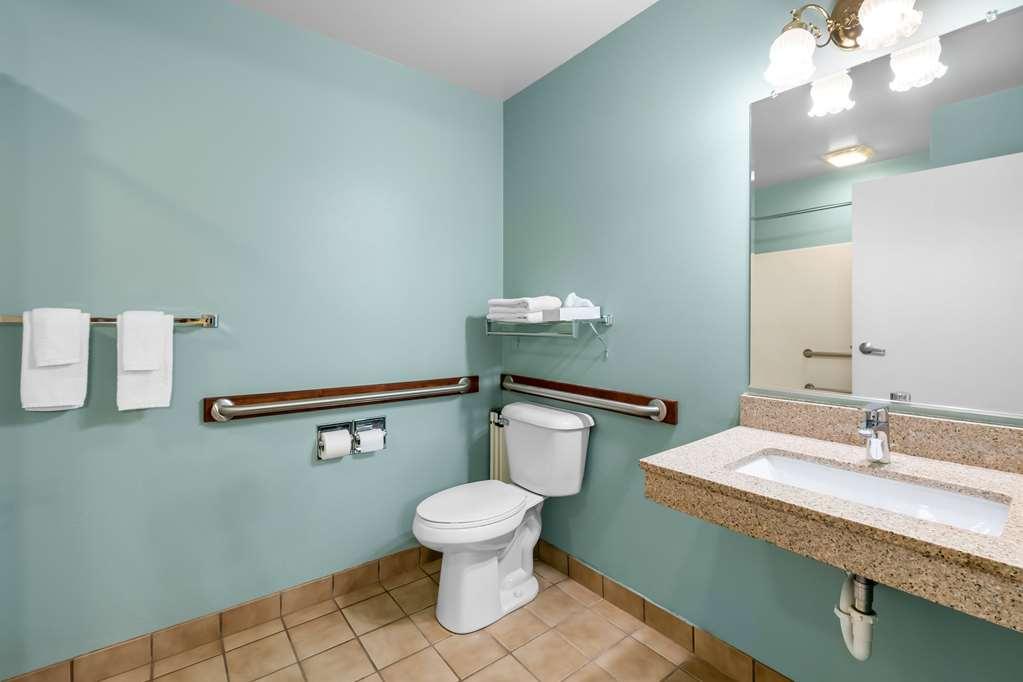 Econo Lodge Inn & Suites Eau Claire Phòng bức ảnh