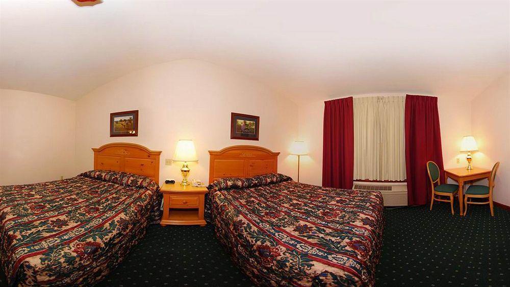 Econo Lodge Inn & Suites Eau Claire Ngoại thất bức ảnh