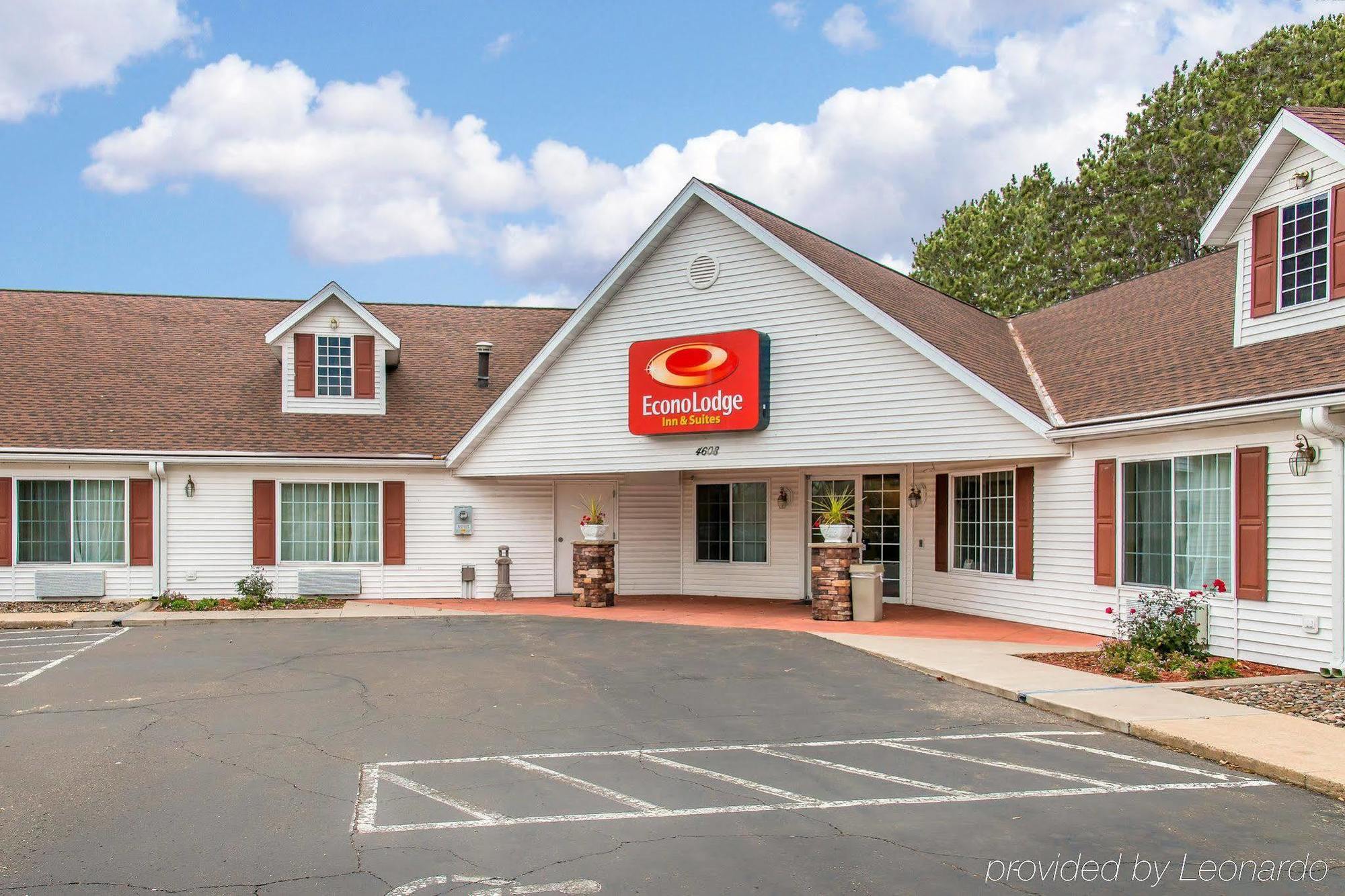 Econo Lodge Inn & Suites Eau Claire Ngoại thất bức ảnh