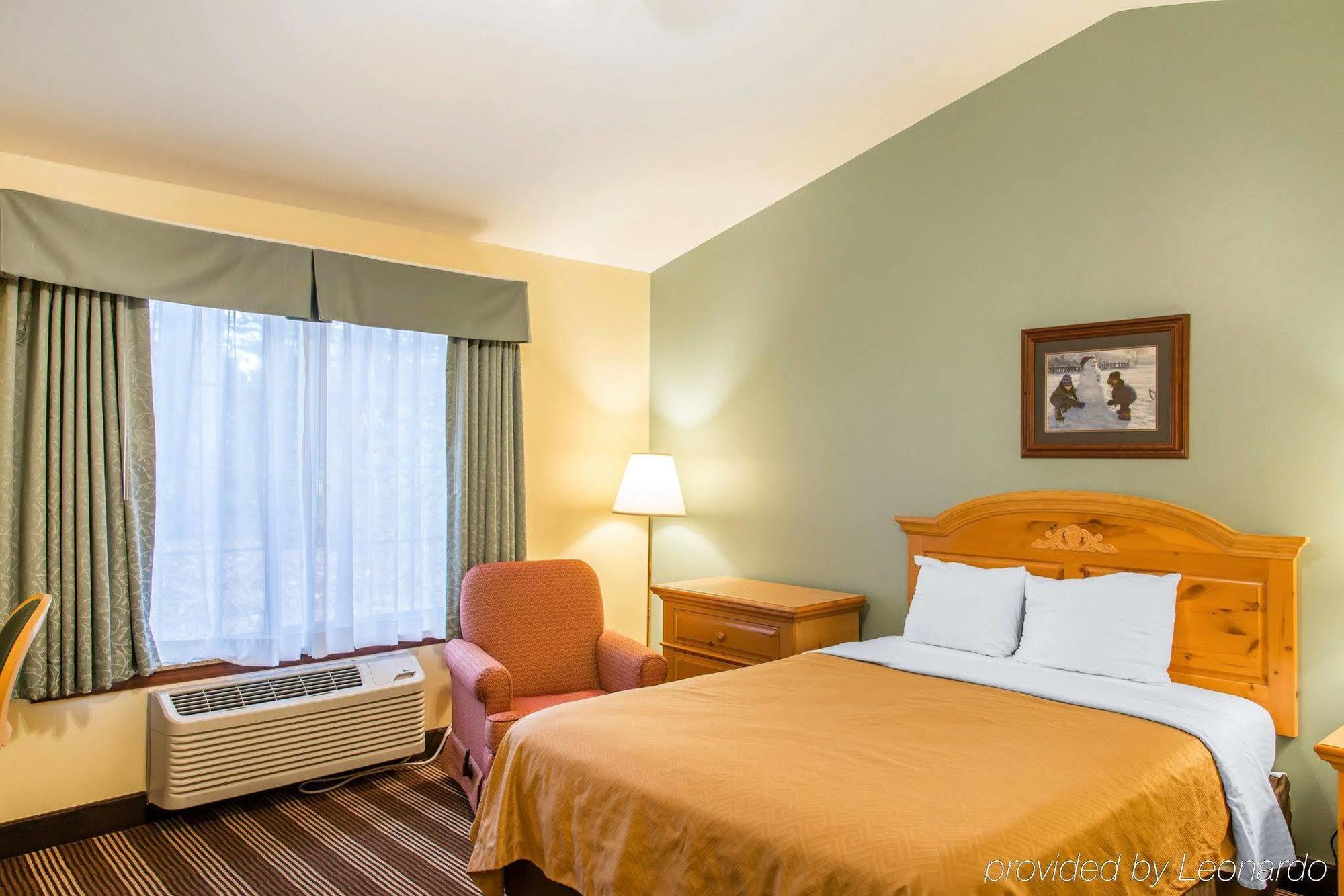 Econo Lodge Inn & Suites Eau Claire Ngoại thất bức ảnh