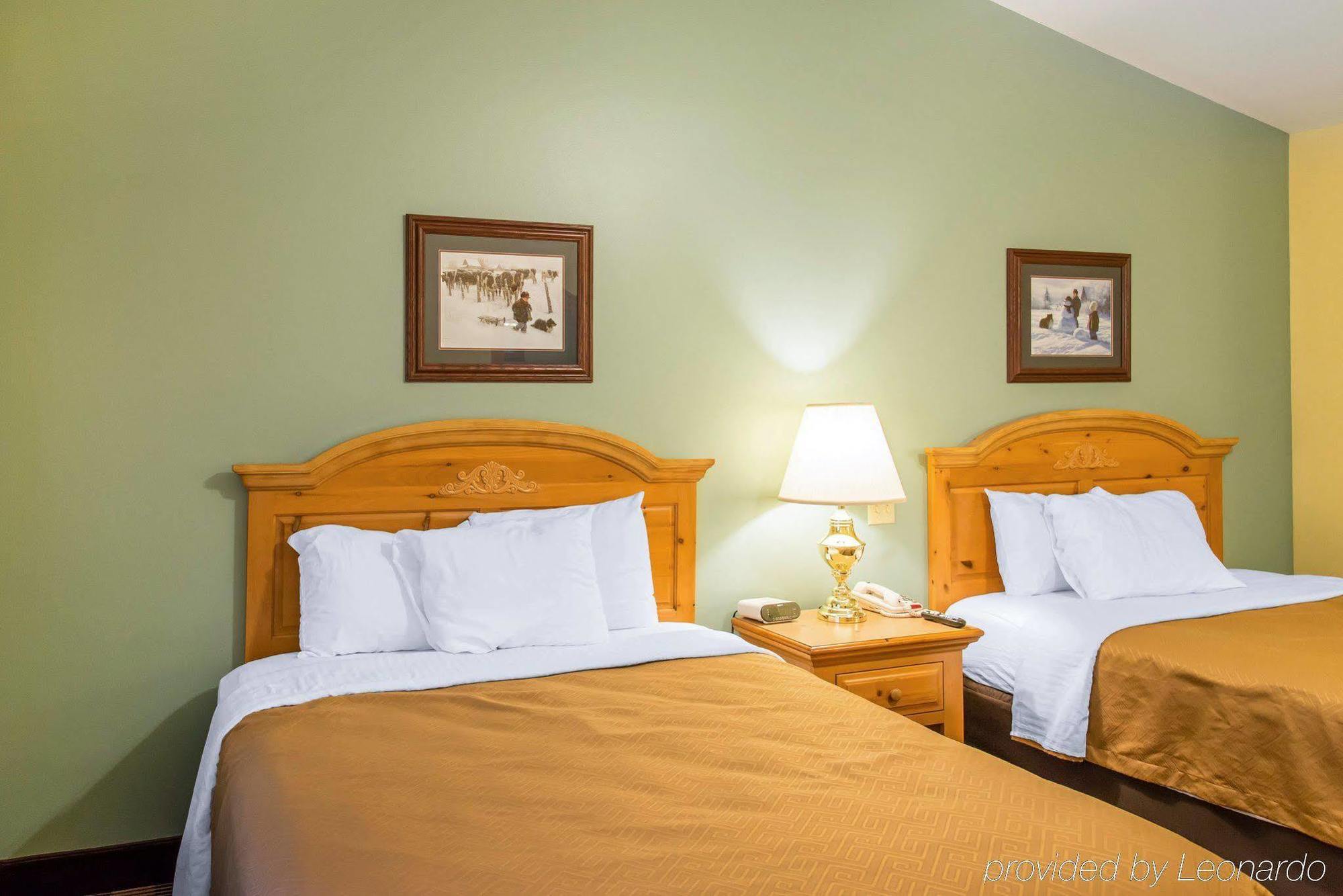 Econo Lodge Inn & Suites Eau Claire Ngoại thất bức ảnh